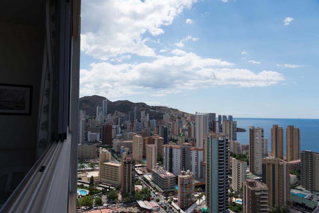 Gemelos 20 Benidorm Esterno foto